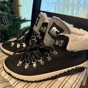 Sorel Black Out and About Waterproof Boots with Cream Lining